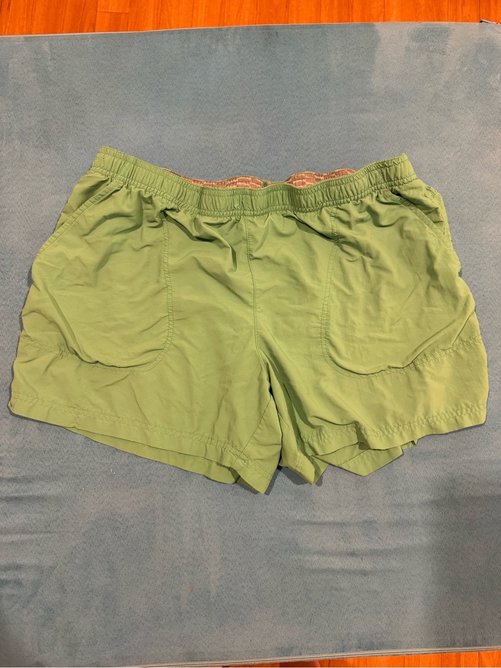 Women's Lightweight Green Elastic-Waist Shorts